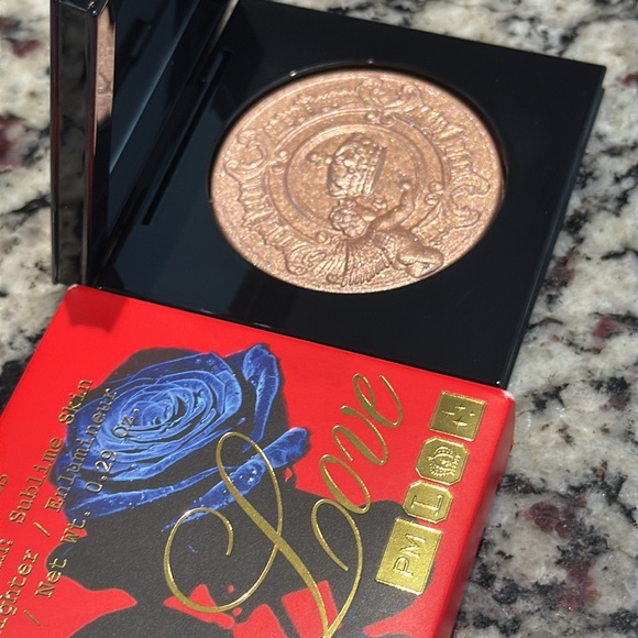 Pat McGrath Skin Fetish Love Highlighter - Picture 2 of 8